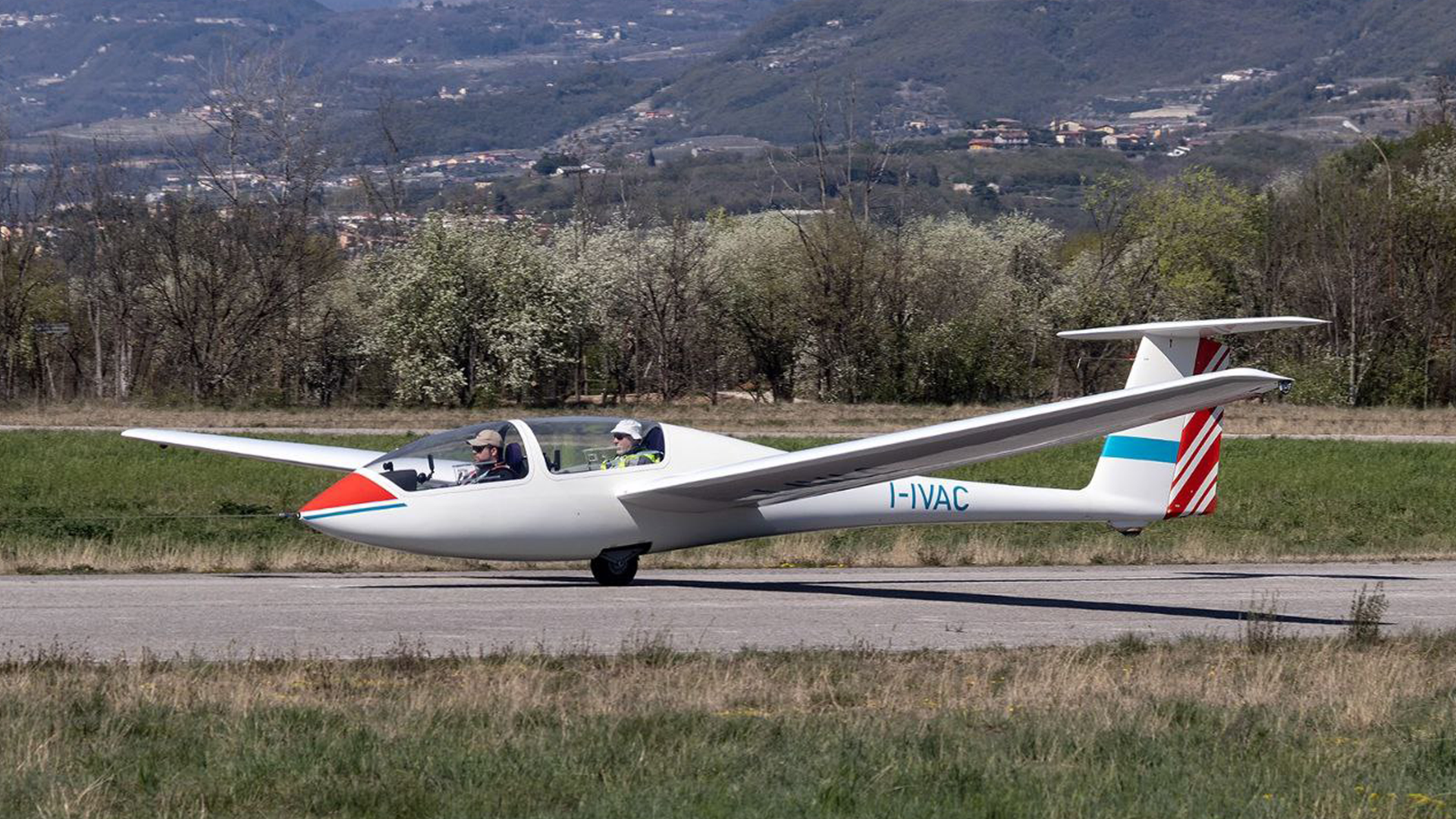 Aliante Scuola AVS Twin Astir